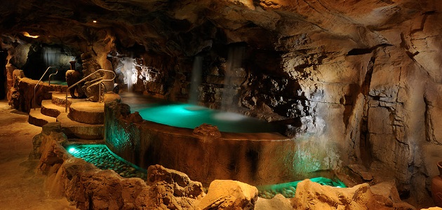 Pausa gourmet alle Grotte Saline Etrusche. 1 notte con Menu' Degustazione Area Wellness “Percorso delle Acque” Spa Etrusca “Grotte Saline Etrusche” Massaggio 